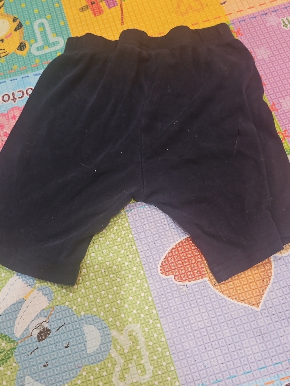 Euc Size 5 Carter's Black Athletic Shorts for Kids - Picture 3 of 3